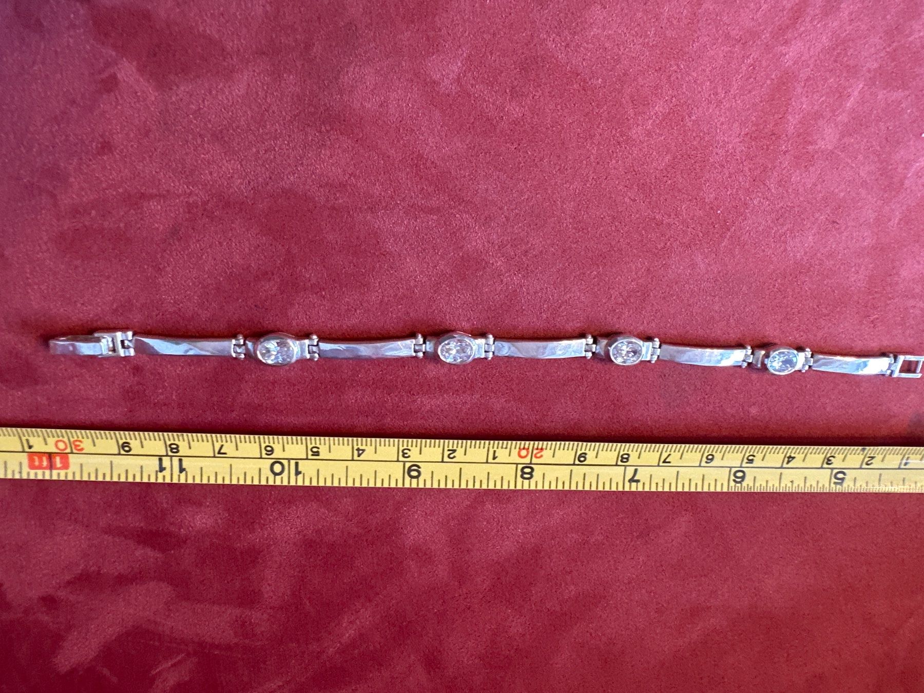 Armbänder & -reifen: Silber Armkette 925 mit Strass – Gebraucht aus Herbriggen von Sehrazade