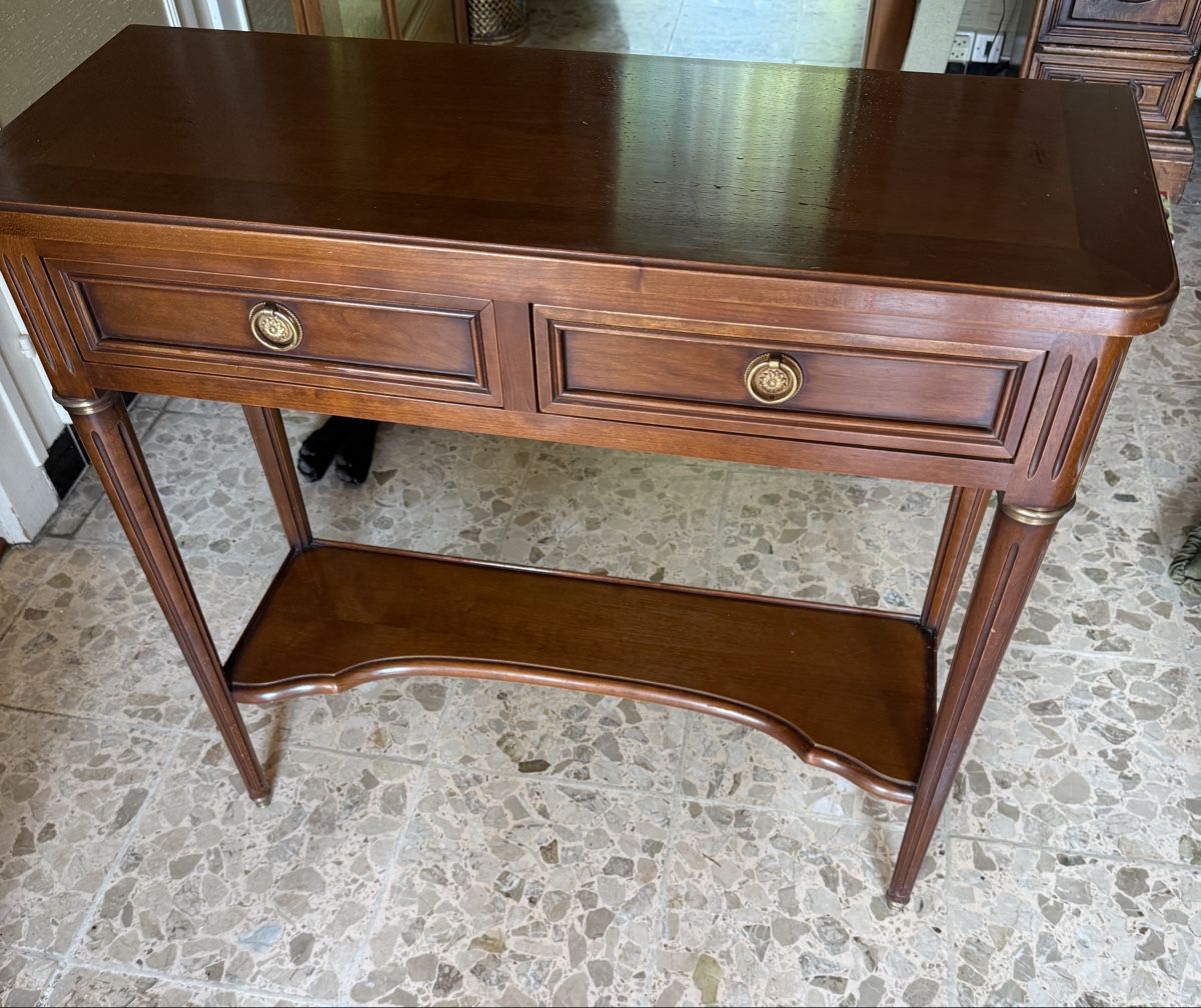 Tische: Console style Louis XI – Gebraucht aus Clarens von Gabi0062