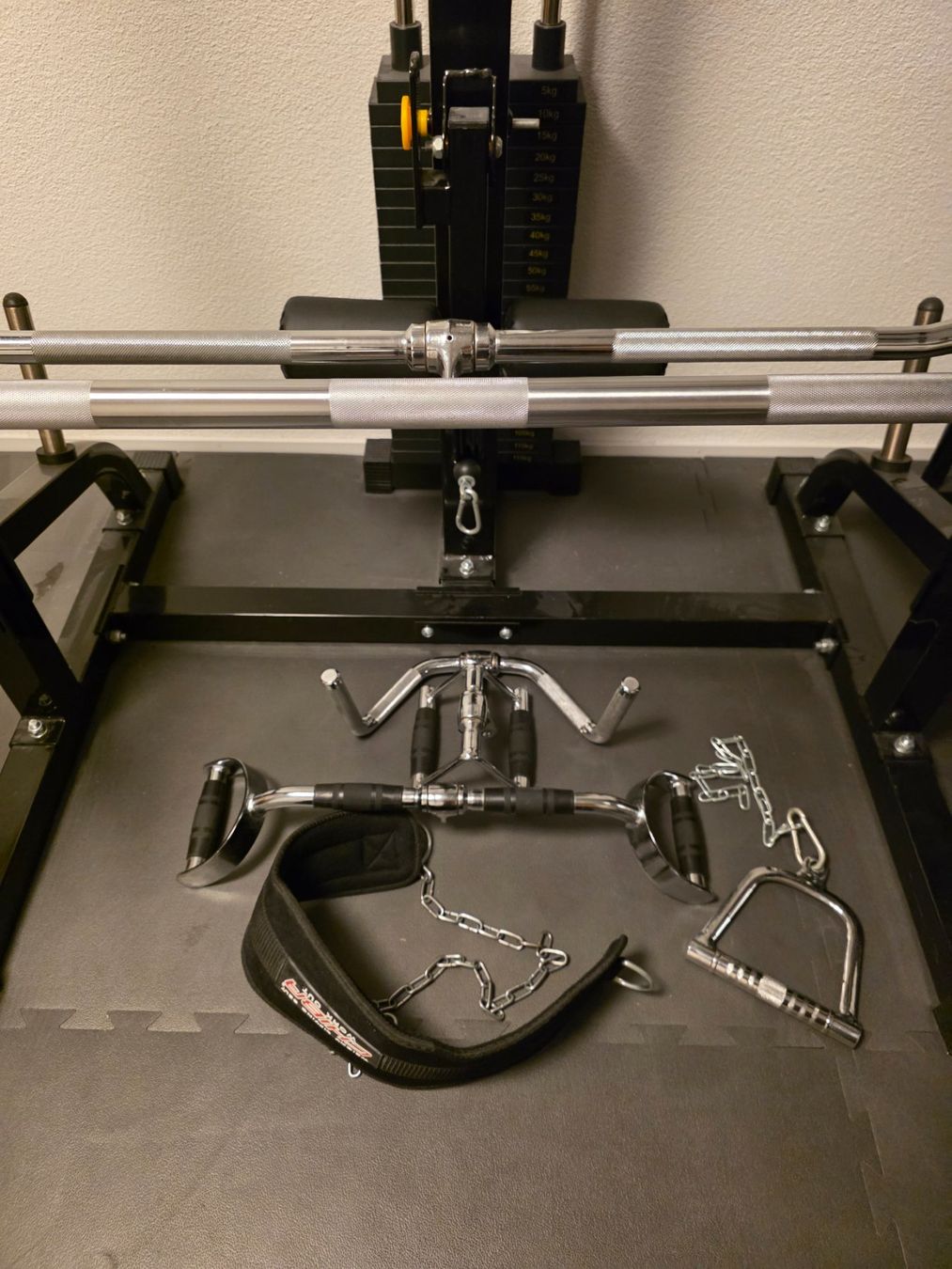 Hometrainer: MEGATEC Half Rack mit Latzug Stack Weight + Zubehoer – Gebraucht aus Winterthur von mor_59zb 3