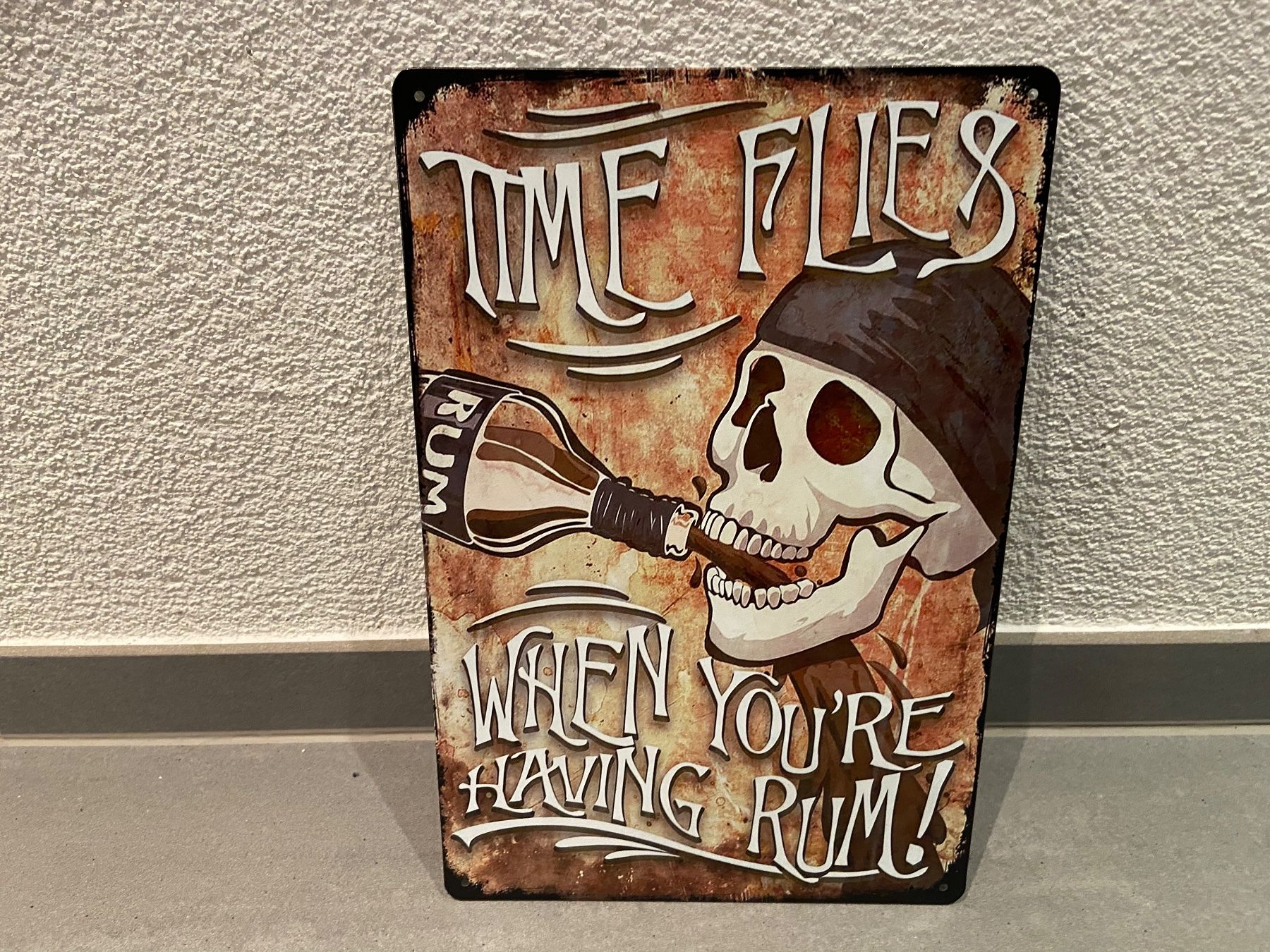 Schilder: RUM Time Flie & When You Re Having Rum !!!!  NEU – Neu und originalverpackt aus Seon von Aaargauer01 5