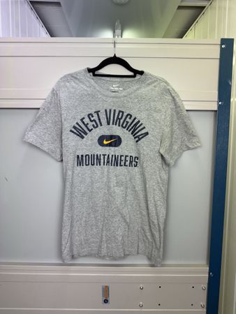 Nike tee