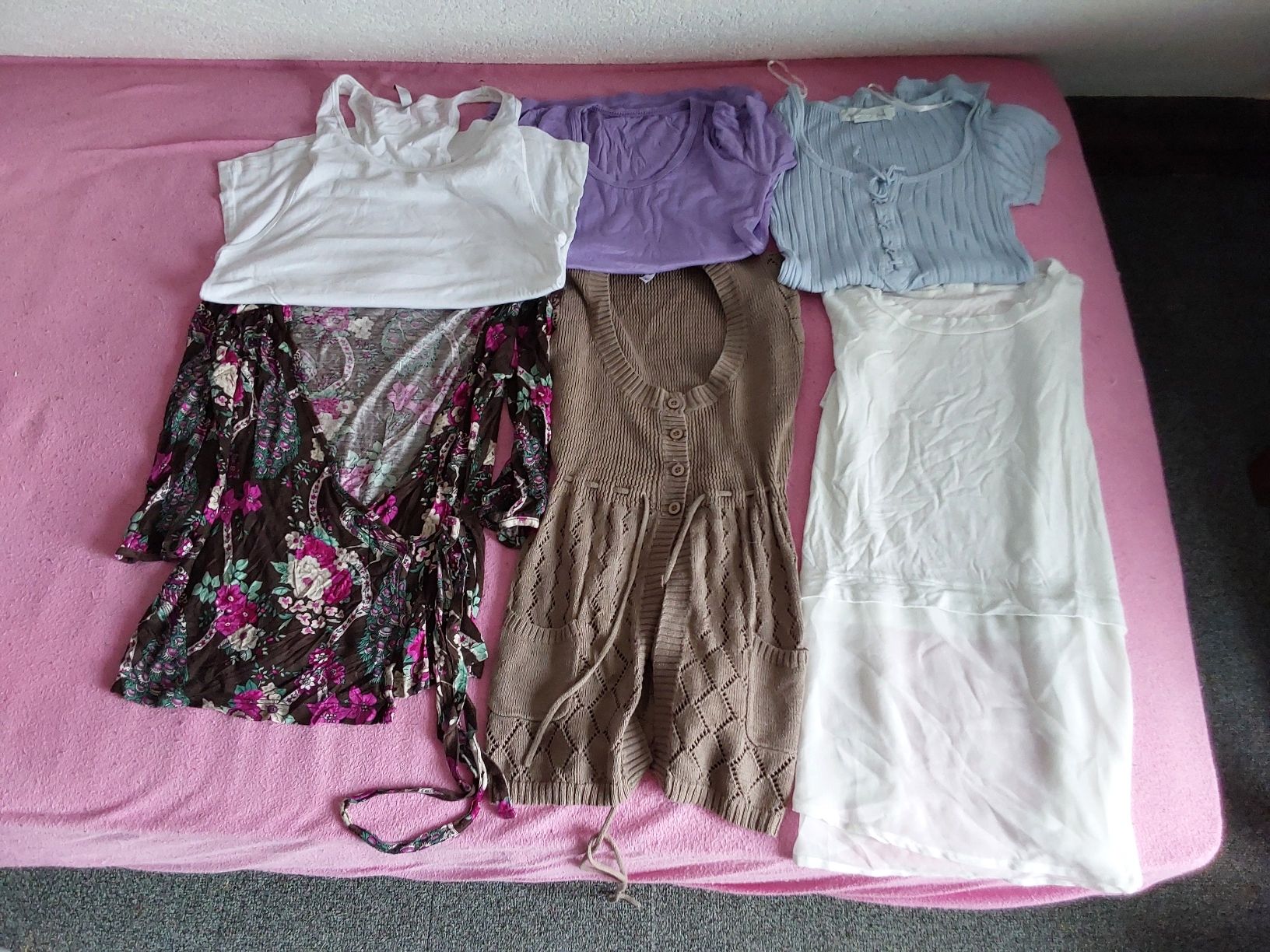 Kleiderpakete: Buntes Oberteile Paket Gr. XS – Gebraucht aus Döttingen von Verkauf 2