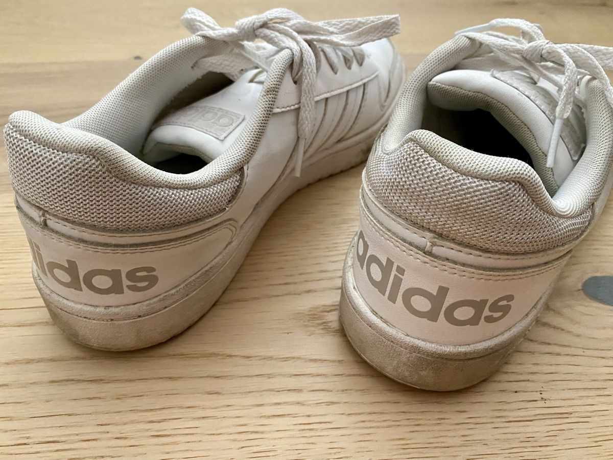 Adidas Scarpe da uomo: Adidas Sneaker [UK 9] – Usato da Susten venduto da AMAZE 2