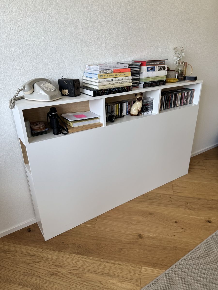 La Redoute Comodini: Modern White Bedside Table with Storage - Excellent! – Nuovo (secondo la descrizione) da Kilchberg ZH venduto da ccc_5llb