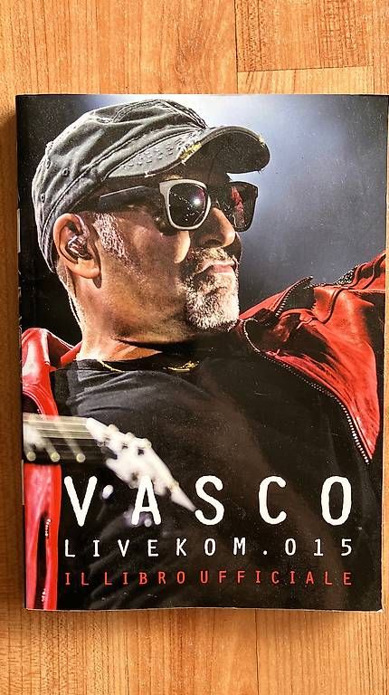 Bücher: Libro Vasco Rossi – Gebraucht aus Vezia von Curzio83