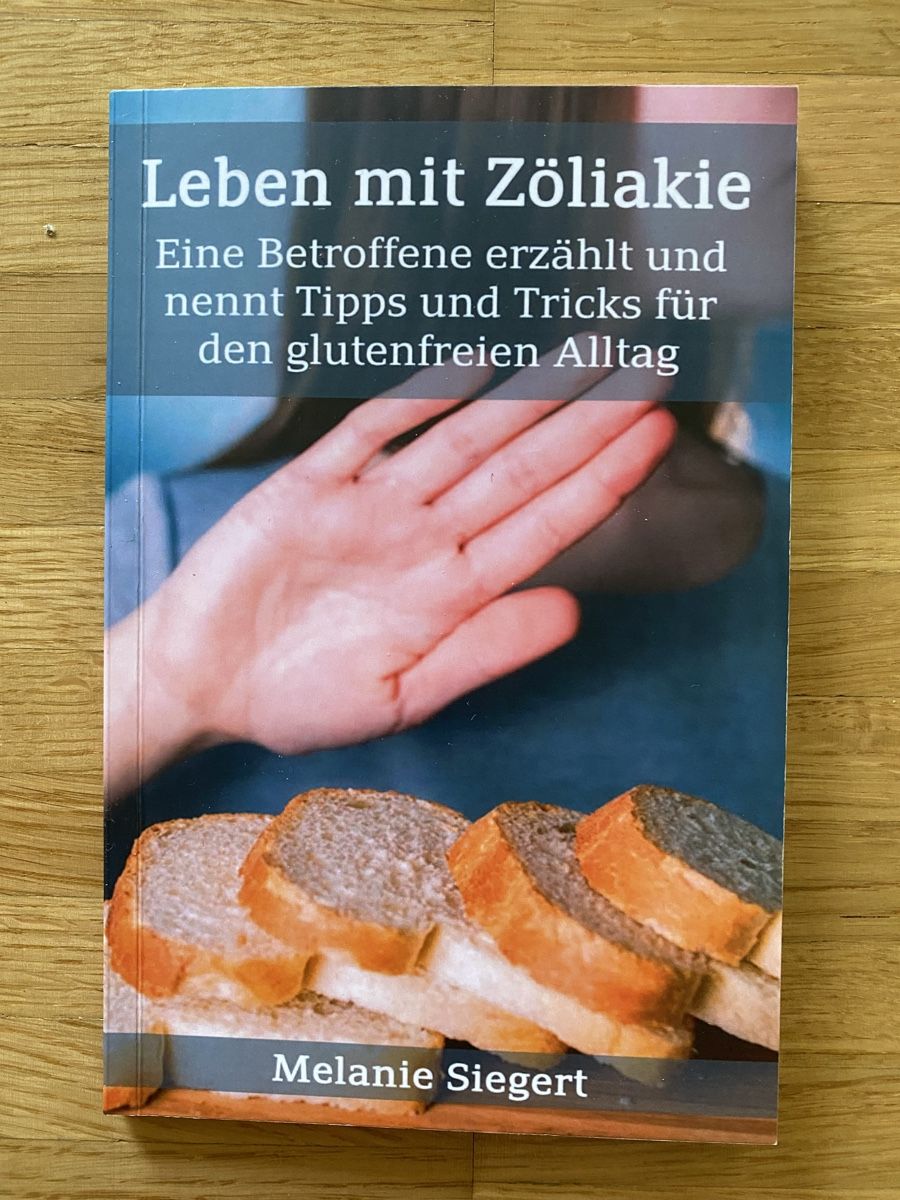 Libri: Leben mit Zöliakie - Tipps & Tricks – Usato da Sargans venduto da sel85