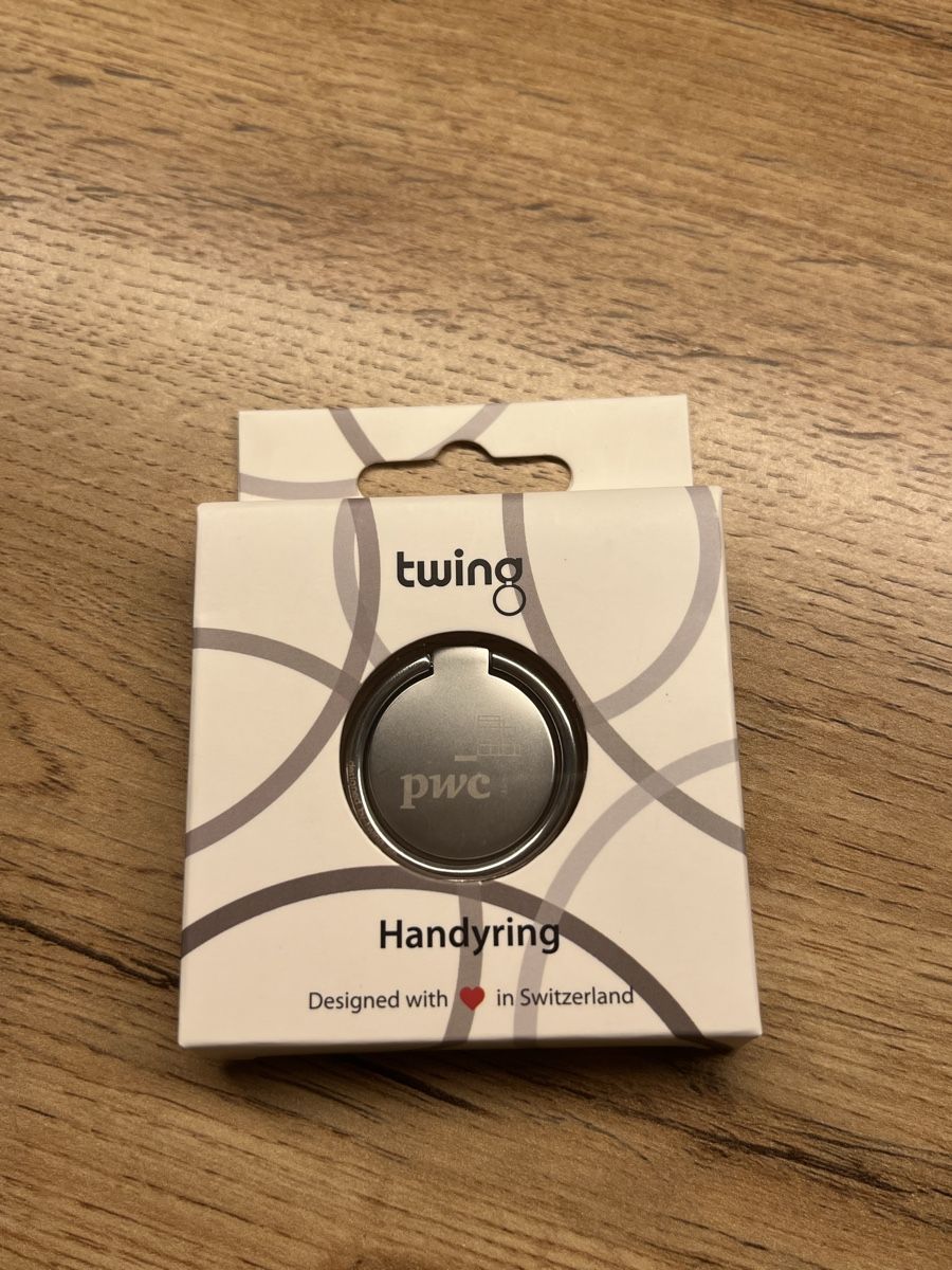 Telefoni cellulari / Smartphones: Handyring von twing – Nuovo e nell'imballaggio originale da Rapperswil SG venduto da zani_st