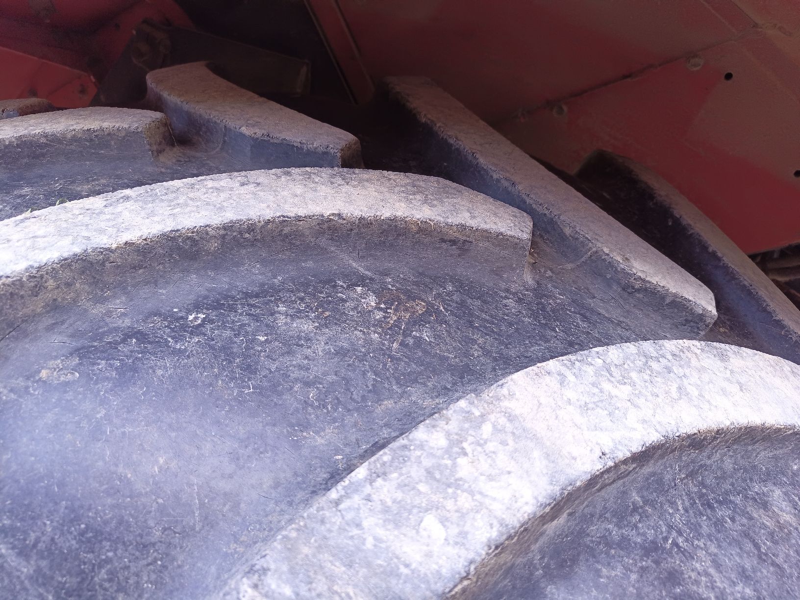 Pneumatici & Ruote complete: Pneu 650-65R38 – Usato da Oberhof venduto da Adfrick 1
