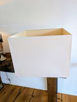 Weisser Lampenschirm, quadratisch,  guter Zustand