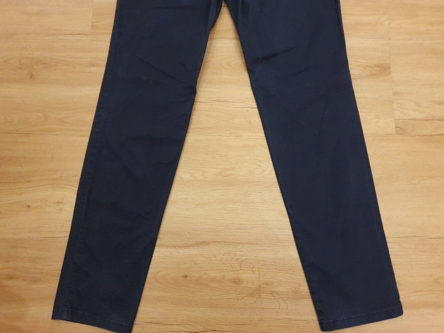Esprit Pantaloni: Esprit dunkelblaue Chino, Gr. 38/32 – Usato da Heinrichswil venduto da sabi2809 9