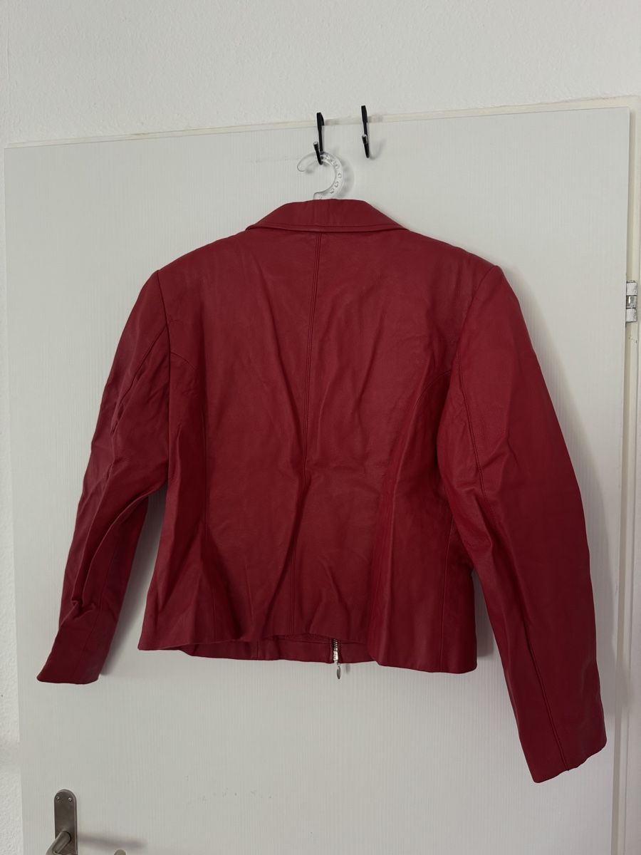 Giacche: Echte Lederjacke Rot, Damen, Gr. 40 fit M – Nuovo (secondo la descrizione) da Wetzikon ZH venduto da Jan_wojt 2