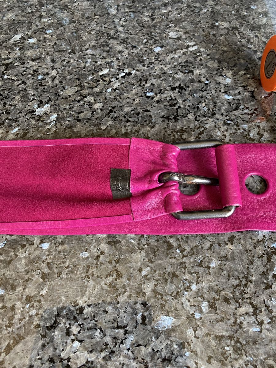 Gürtel: Pinker Lederguertel, neu, 80cm, auffaellig, Sommer! – Neu (gemäss Beschreibung) aus Arni AG von EW4239ew 1
