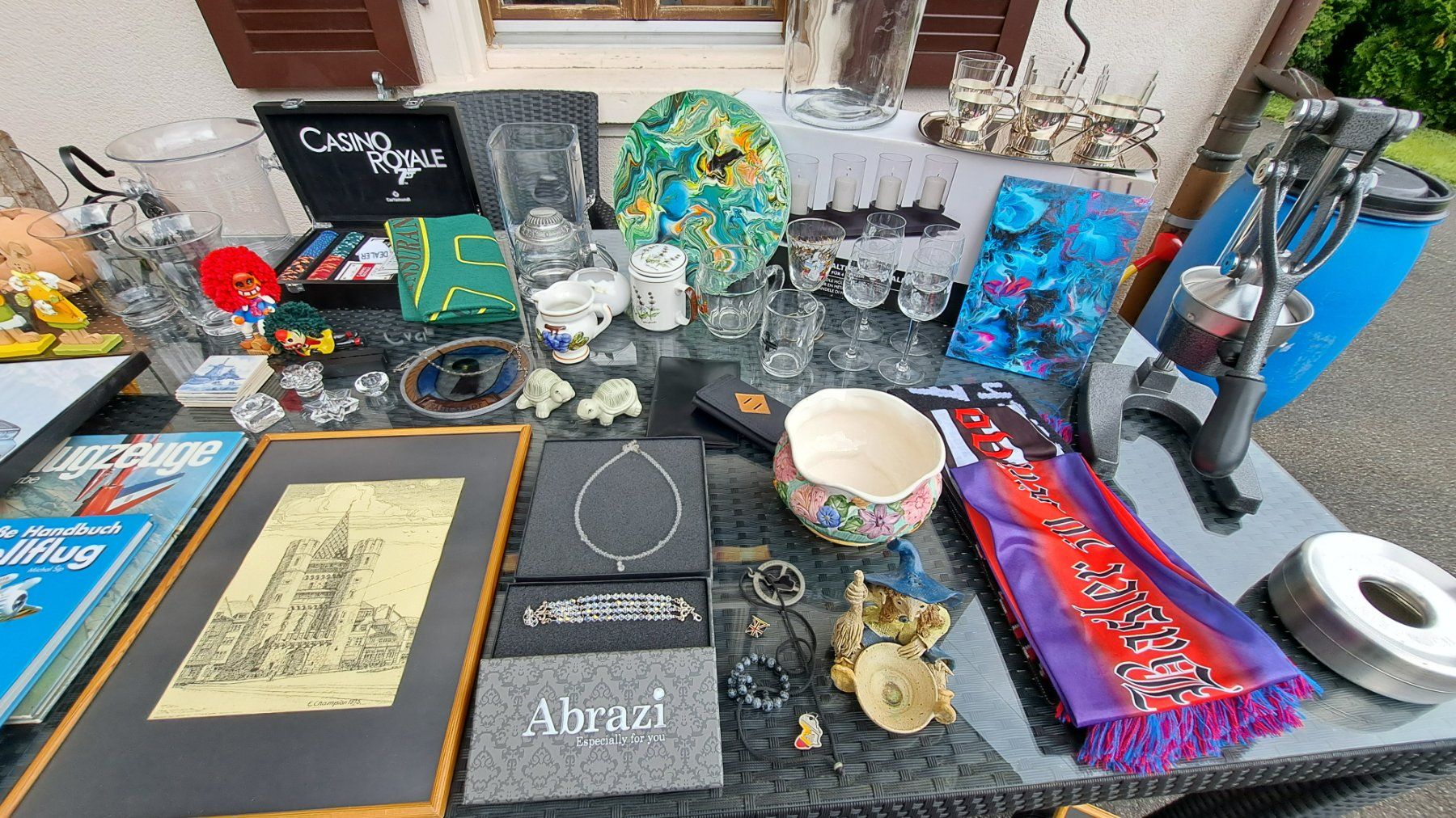 Tutte le decorazioni: Flohmarkt-Artikel – Usato da Duggingen venduto da Itchy5 1