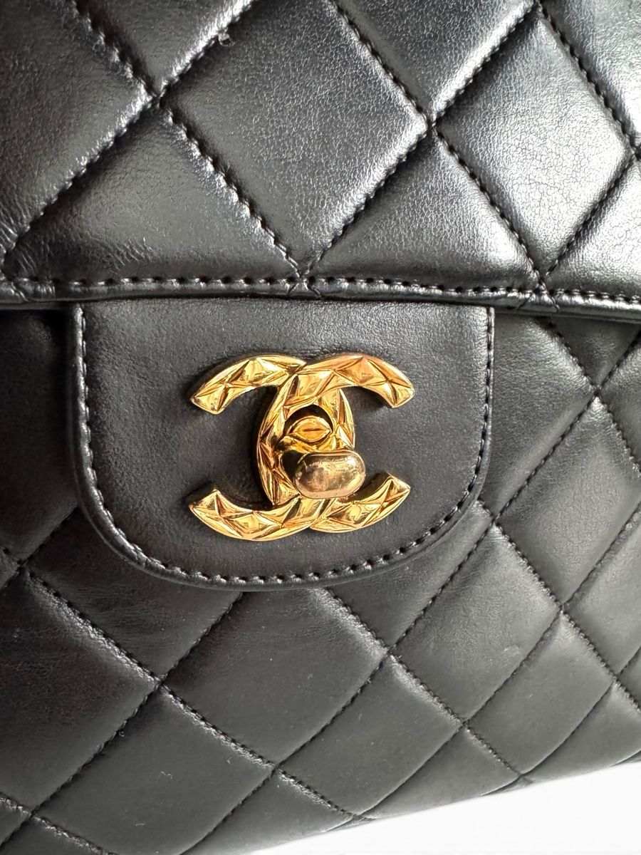 Chanel Borse da donna: Chanel Lambskin Quilted Flap Camera Tassel Case Tasche – Usato da Kriens venduto da hannaandkiko 7