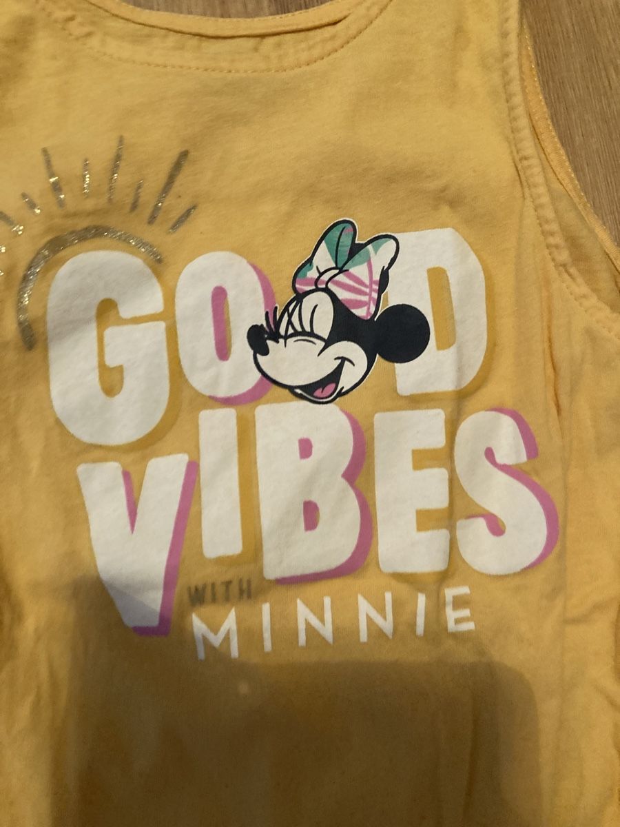 Blouses, T-shirts & Tops: Minnie Mouse Shirt Gr. 116/122 – D'occasion à Emmenbrücke par JJ_89 1