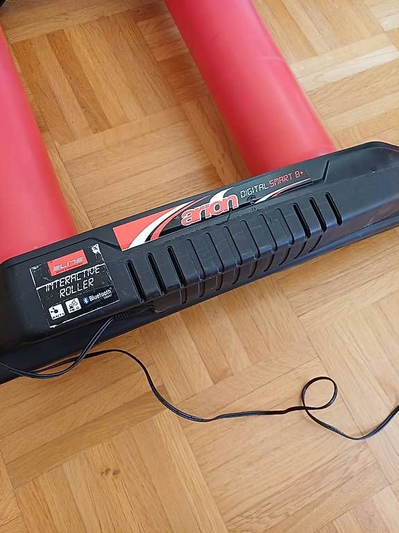 Hometrainer: Elite Arion Digital SMART B+ freier Rollentrainer – Usato da Köniz venduto da Hobbes1 2