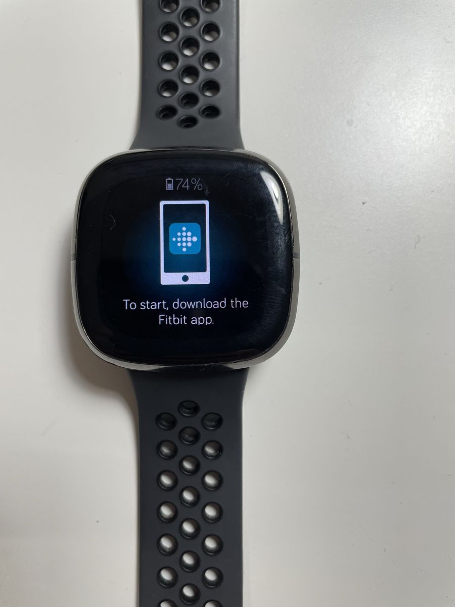 Fitbit Smartwatch: Fitbit Sense – Usato da Basel venduto da Robyn20 1