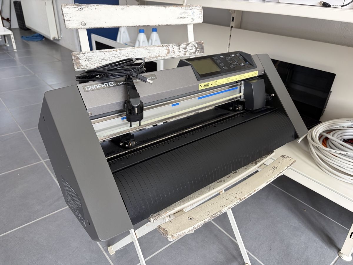 Tutte le macchine: Graphtec CE6000-40 Folienplotter / Schneideplotter – Usato da Schwadernau venduto da bra_pmq7