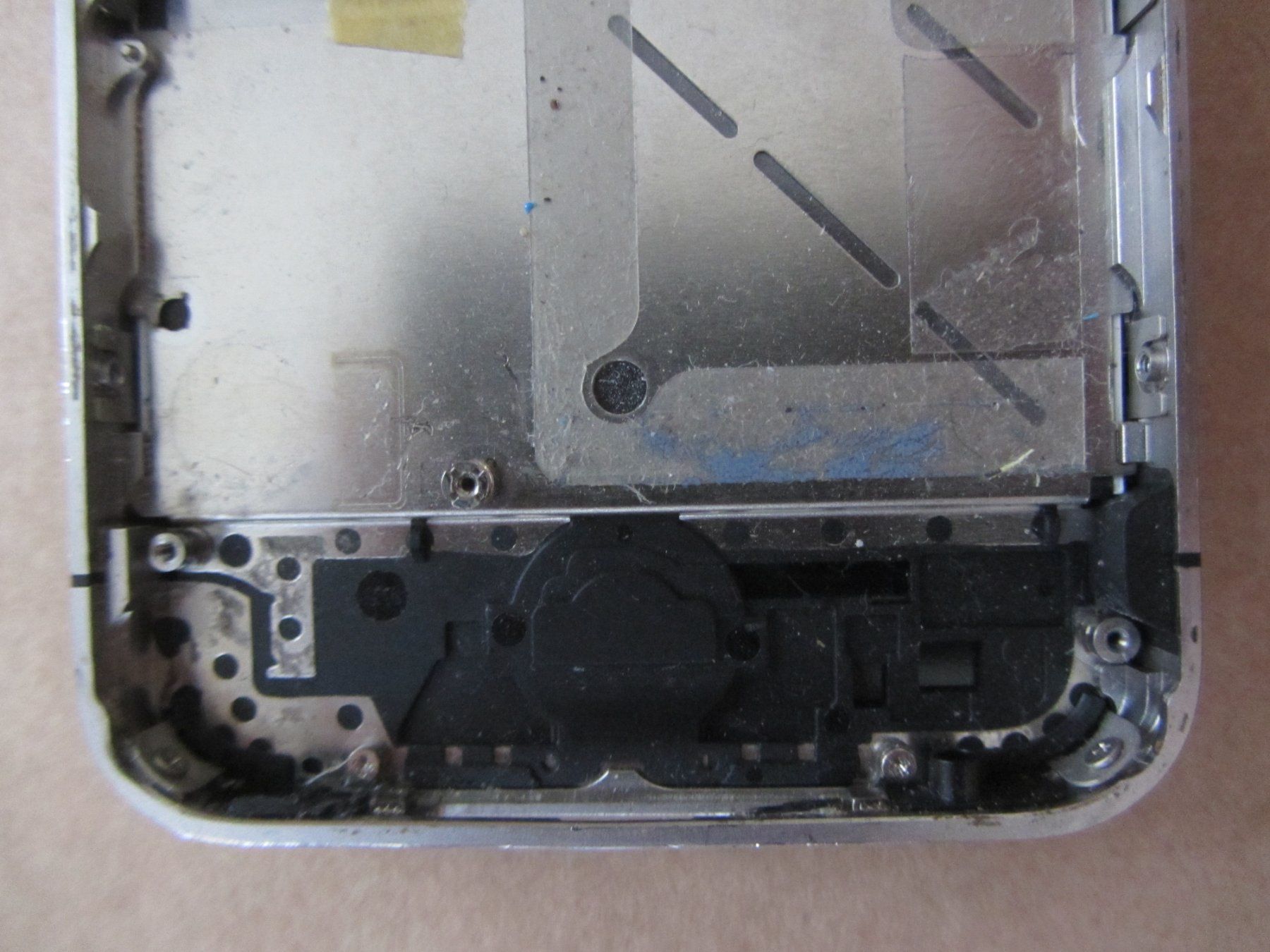 Monitore: I Phone 4S Display mit Ramen – Defekt aus Malters von moc_z8d9 2