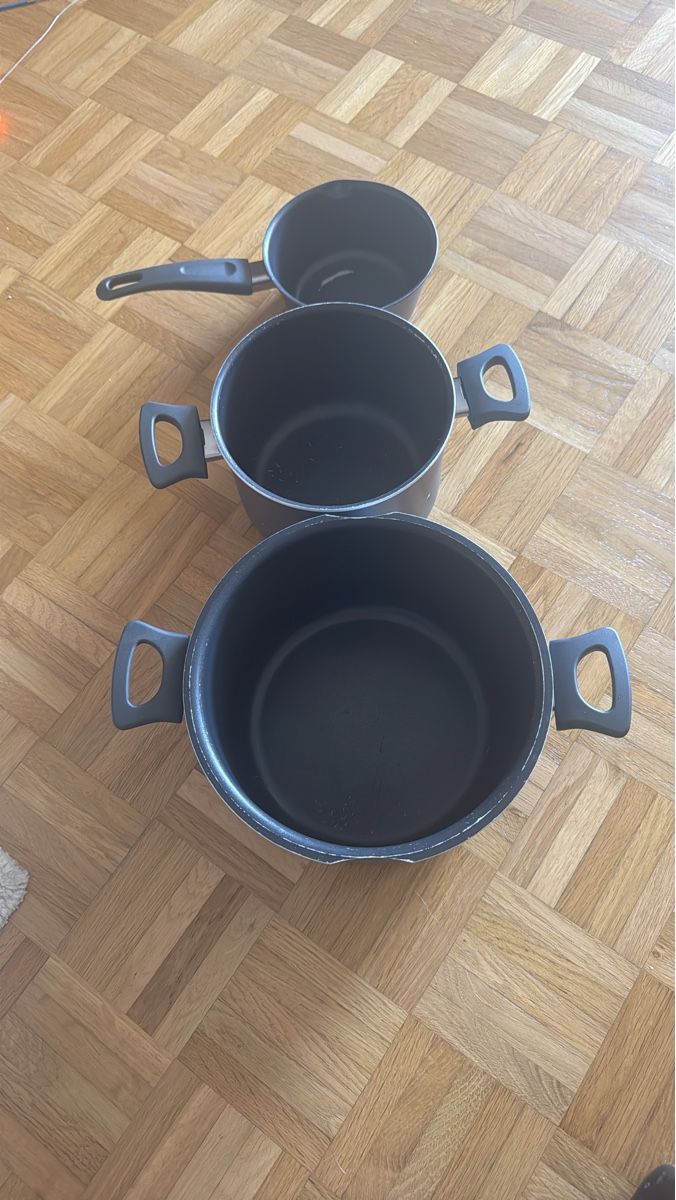 Pentole: Kochtopf Set 3-teilig schwarz gebraucht – Usato da Wädenswil venduto da Miiiich__elle 1
