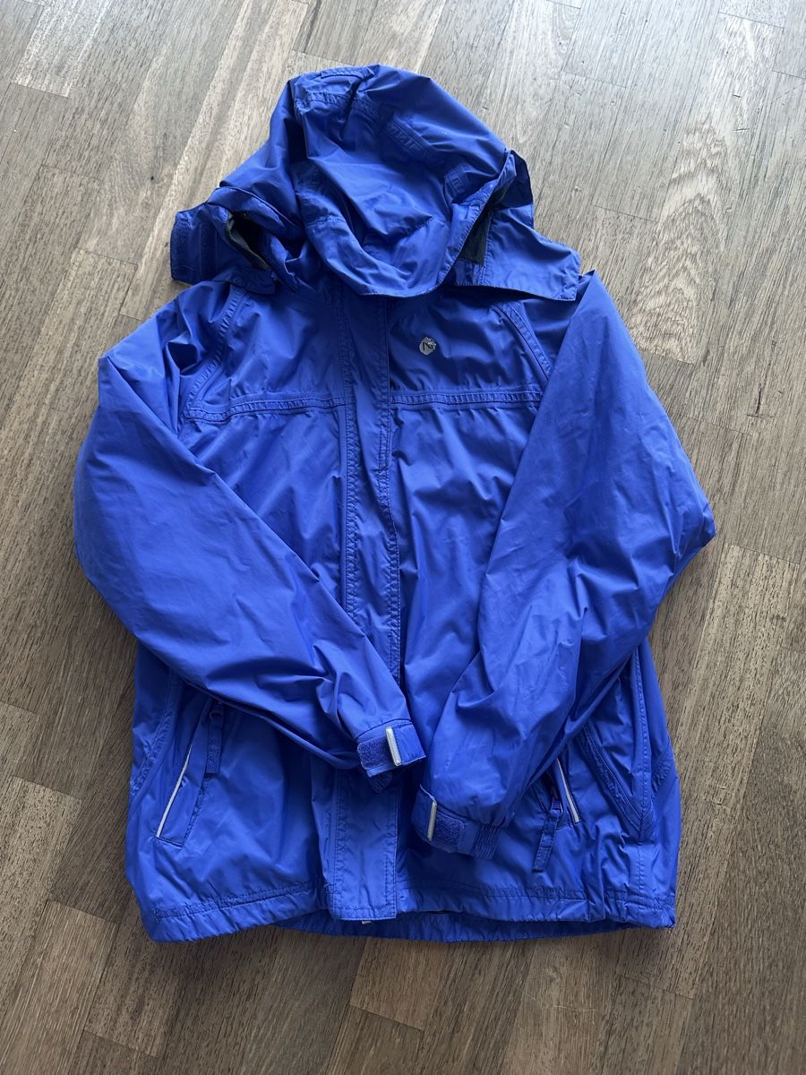 46 Nord Jacken: Regenjacke  – Gebraucht aus Horw von gia_bxt6