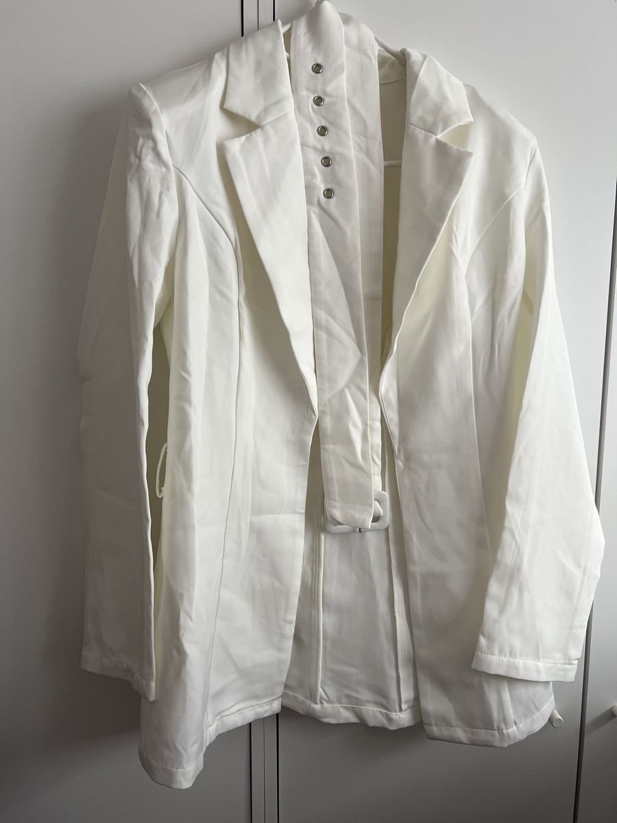 Shein Completi & Tailleur: Ensemble blazer pantalon blanc taille 36 – Nuovo e nell'imballaggio originale da Renens VD venduto da sar_bwz5