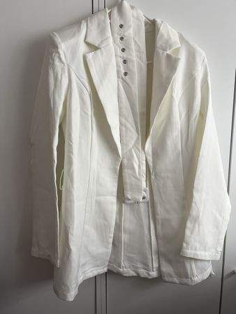 Ensemble blazer pantalon blanc taille 36