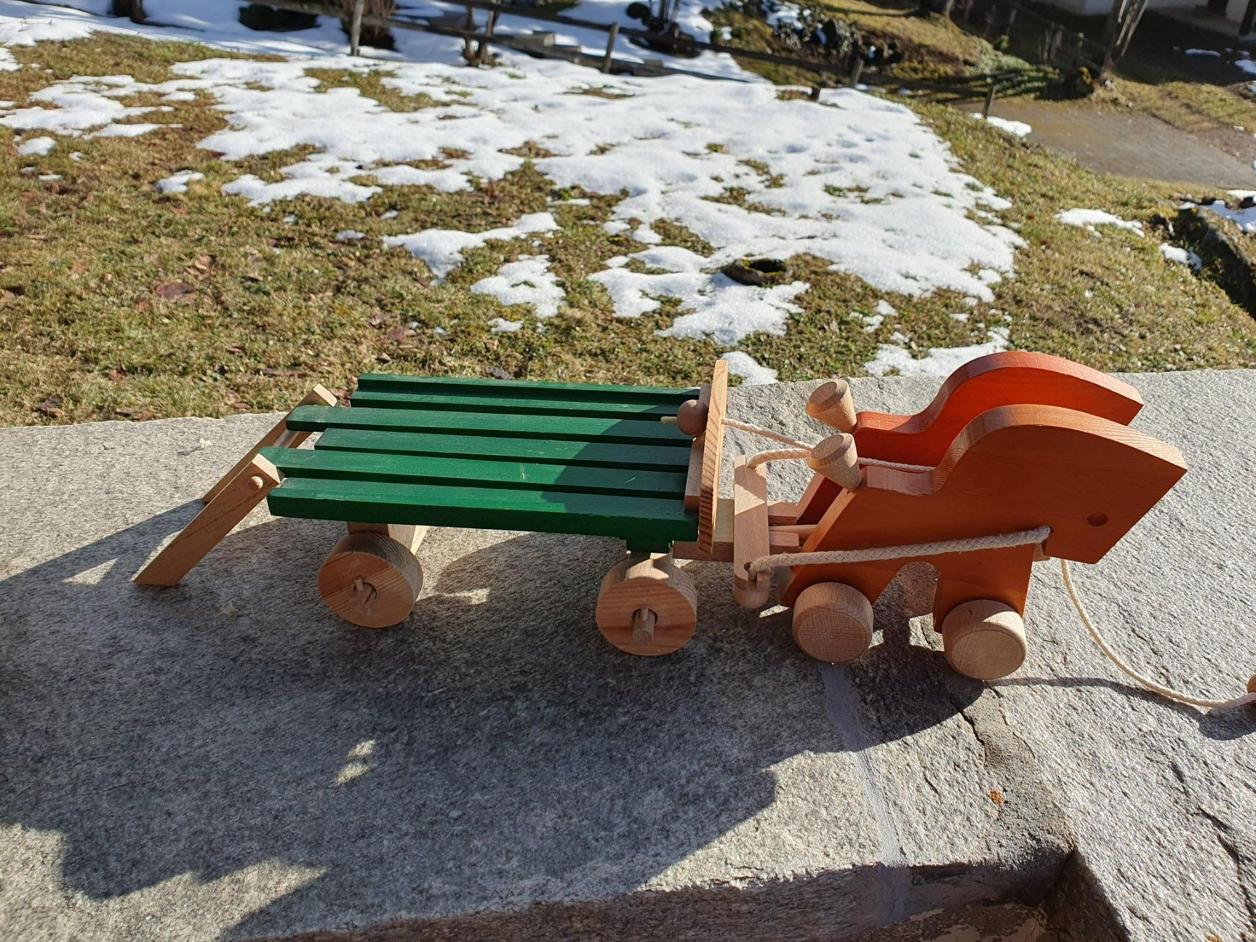 Jouets: Holz Rösslein mit Wägelchen – Neuf (Voir description) à Widen par dem_tdb9 7