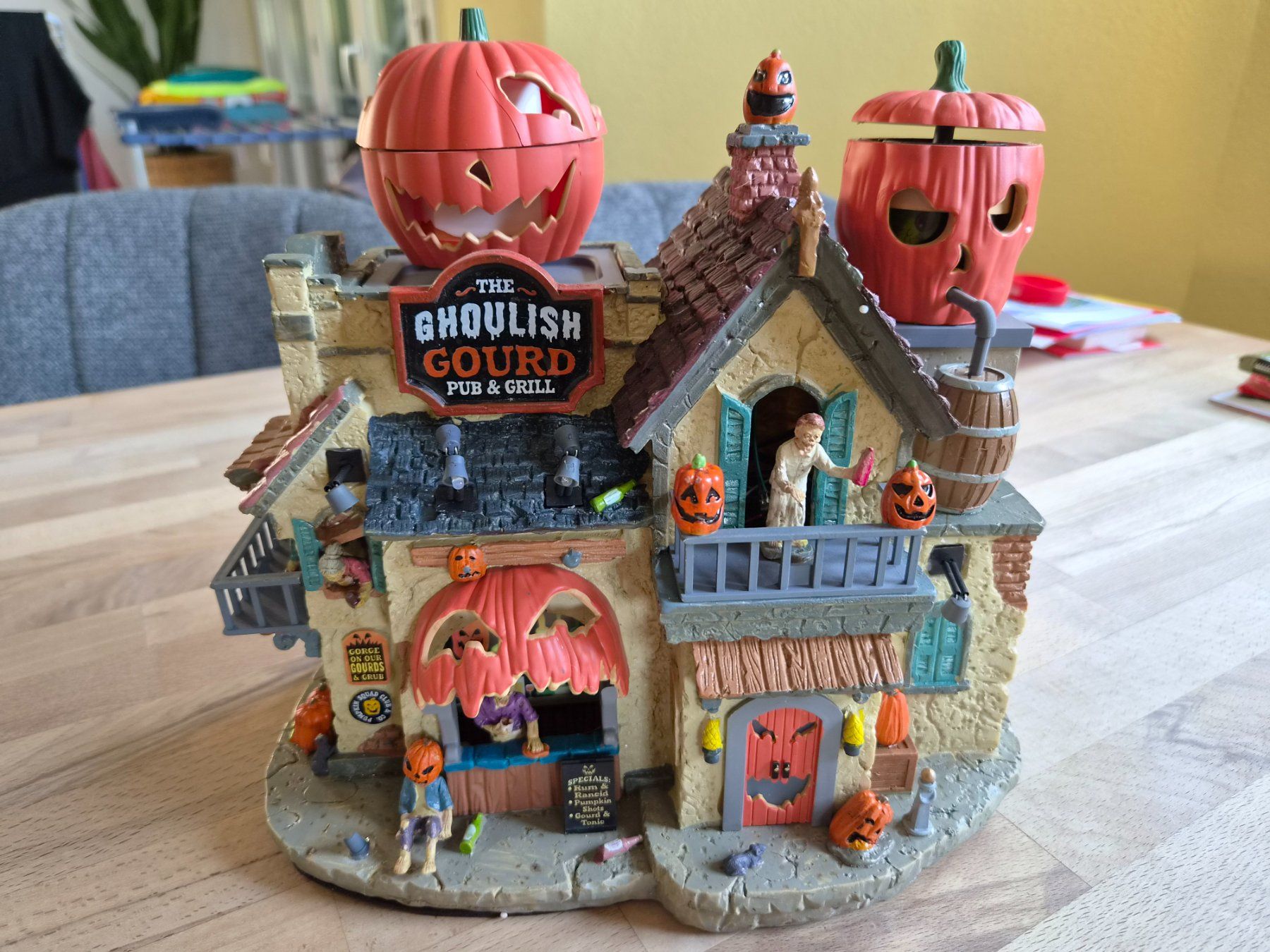 Lemax Toutes les décorations: Lemax The Ghoulish Pup – D'occasion à Buchrain par Marcelk2 1