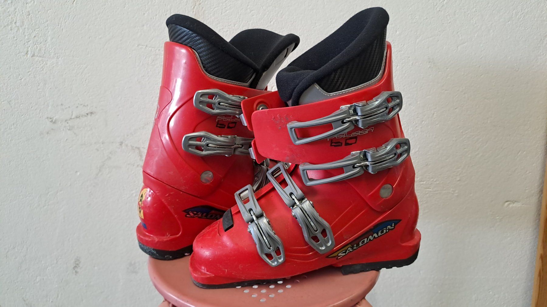 Salomon Scarpe per ragazzi: Skischuhe Salomon  Grösse 23 – Usato da Thun venduto da crisni