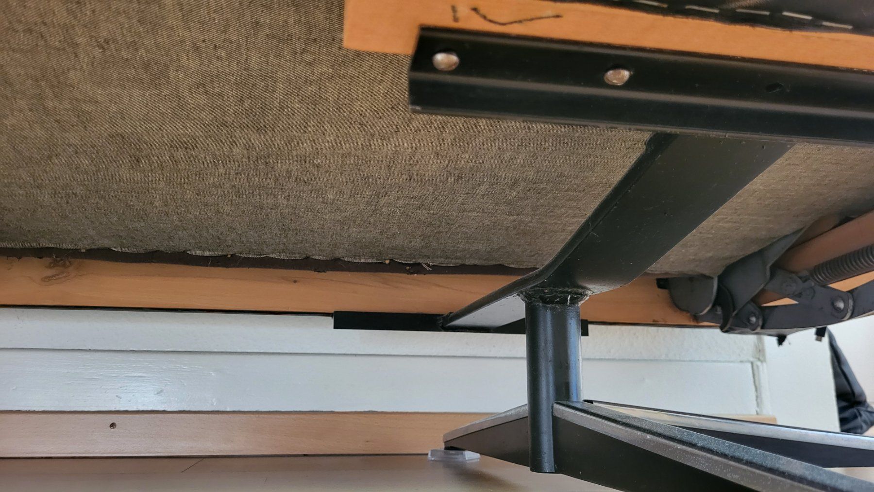 Divani: Leder Sofa Klassiker, schwarz, gebraucht – Usato da Uster venduto da Ghelfi01 4
