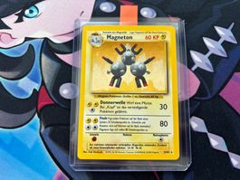 1999 POKEMON Magneton Holo Base Set 09