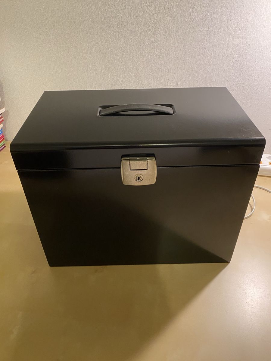 Altro in Decorazioni & Accessori: Boîte en métal noire – Usato da Gland venduto da Steph1233