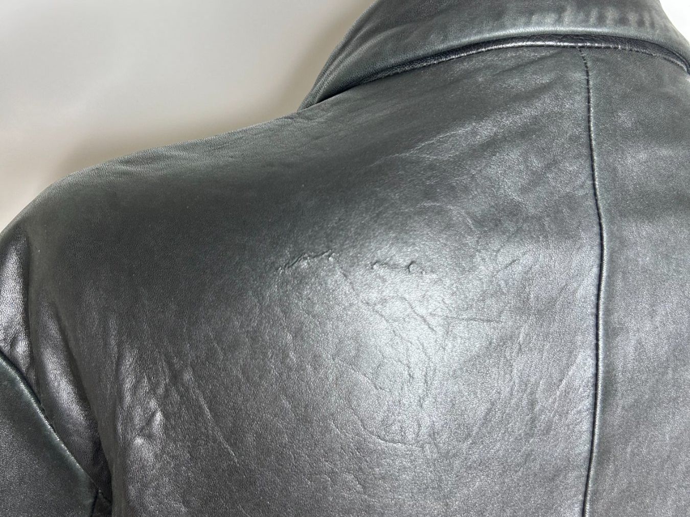 Cos Cappotti: Offset Ledermantel – Usato da St. Gallen venduto da look-twice 3