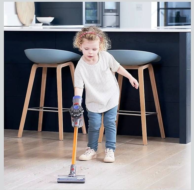 Aspirapolveri & Accessori: Aspirapolvere per bambini  – Usato da Losone venduto da hcm_jvn8 2