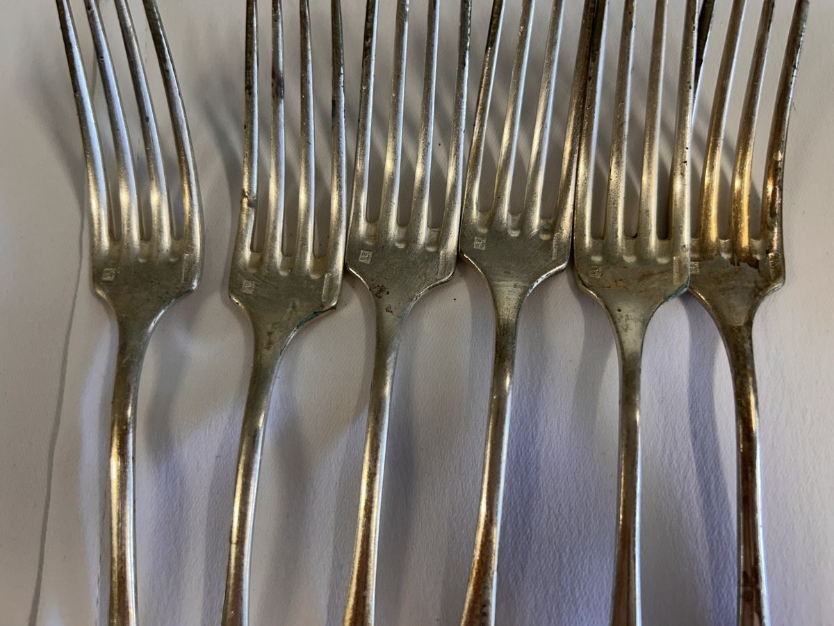 Fourchettes: 26 Gabeln, eine kleinere Gabel, Silber – D'occasion à Kehrsiten par fot_55m5 1