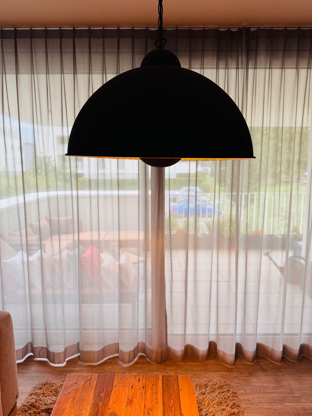 Lampadari & plafoniere: Schwarze Pendelleuchte mit goldener Innenseite – Usato da Weinfelden venduto da Jana_JJ 2