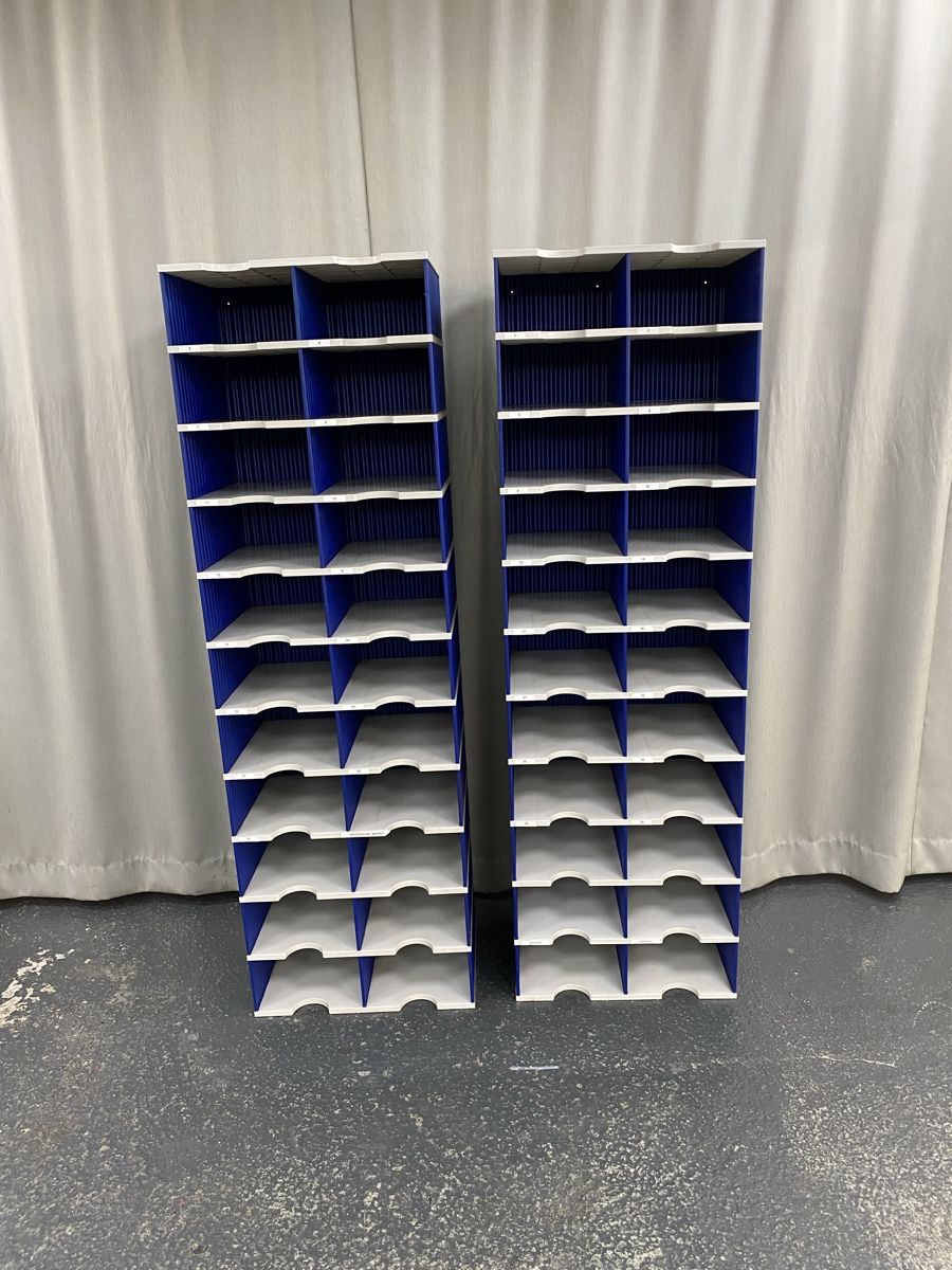 Scaffali: 2x Ablagefach Regale blau weiss 20 Fächer pro Regal – Usato da Hägglingen venduto da Karin0802 4
