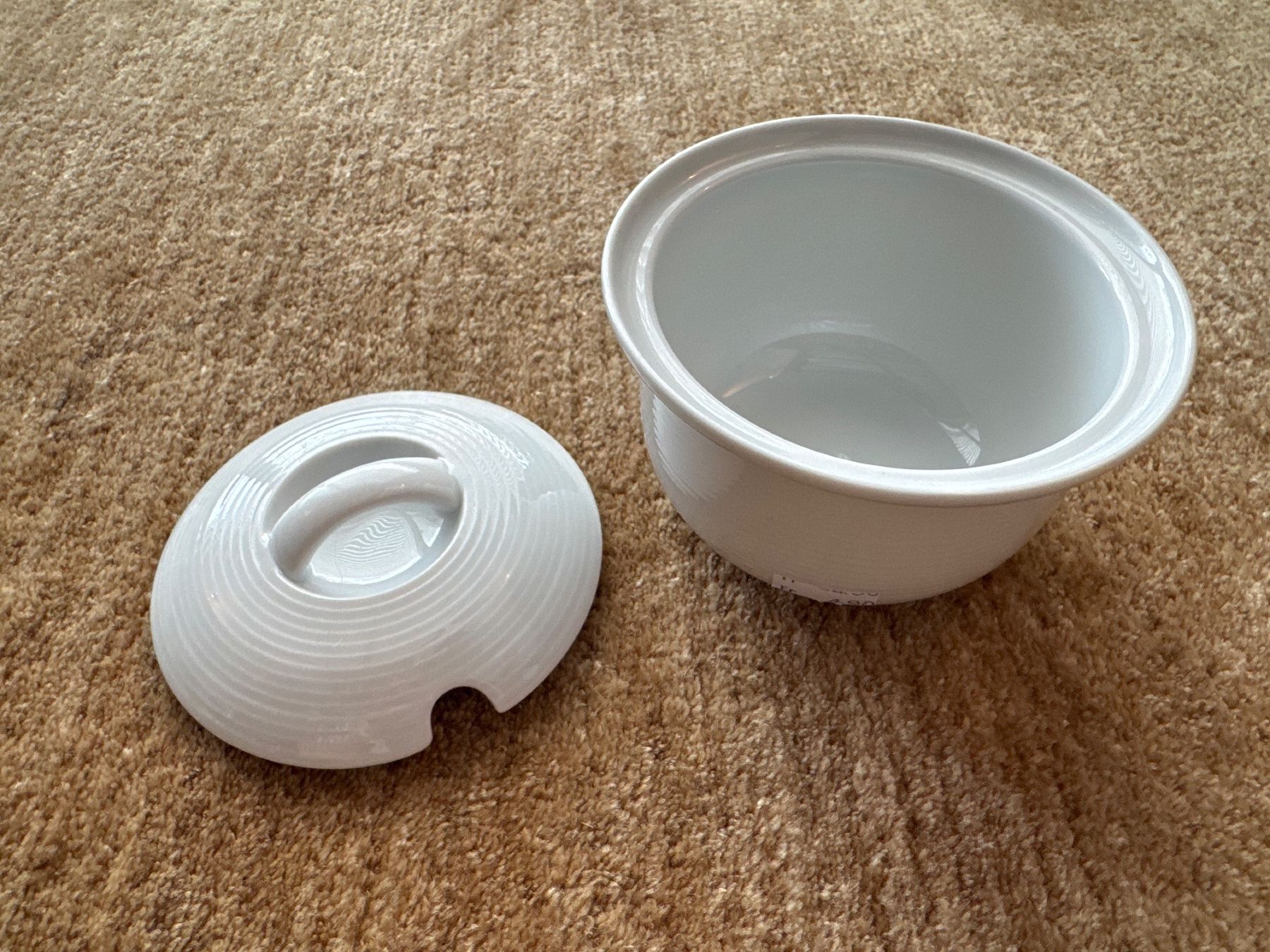 Thomas Zuccheriere: Thomas Trend -   Zuckerdose mit Deckel , Weiss – Usato da Aarau venduto da Anini 1