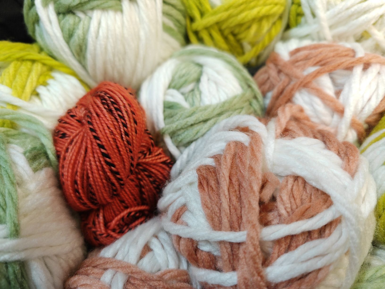 Wolle: Wolle, Stricken, DIY, Herbstfarben, ohne Korb – Gebraucht aus Rheinsulz von Dred 1