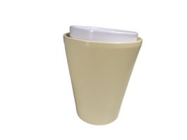 2xKeramiktöpfe gelber Untertopf weisser Übertopf Blumenvase