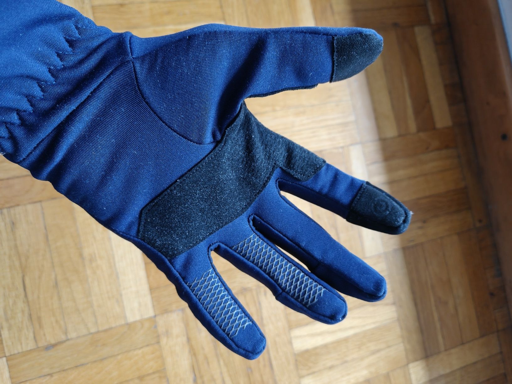 Decathlon Handschuhe & Handstulpen: Gants Forclaz bleus taille M – Neu (gemäss Beschreibung) aus Carouge GE von Andelie 1