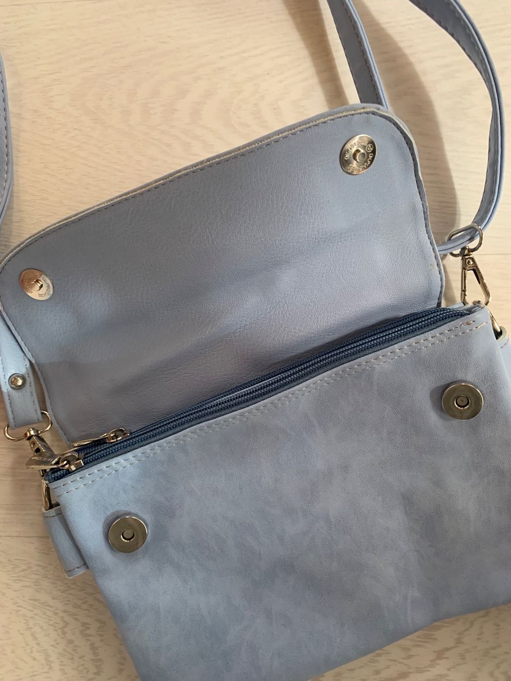 Borse da donna: Liebeskind Tasche – Usato da Lausen venduto da soraya64 2