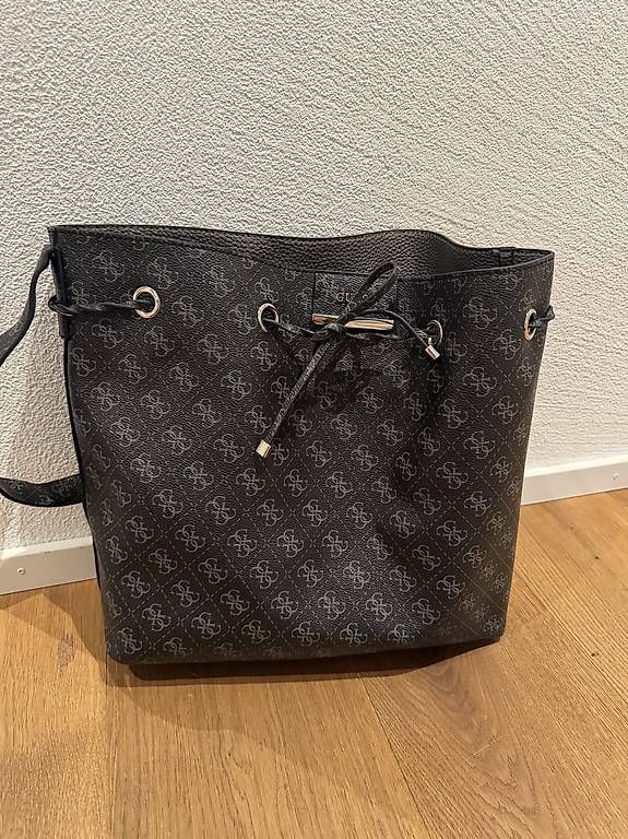 Guess Borse da donna: Guess Beutelhandtasche – Nuovo (secondo la descrizione) da Untervaz venduto da jsj_gz2d