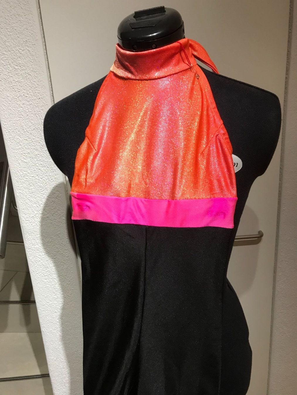 Completi: Trainingsanzug für Eiskunstlauf – Usato da Wagenhausen venduto da vintagesecondhand 1