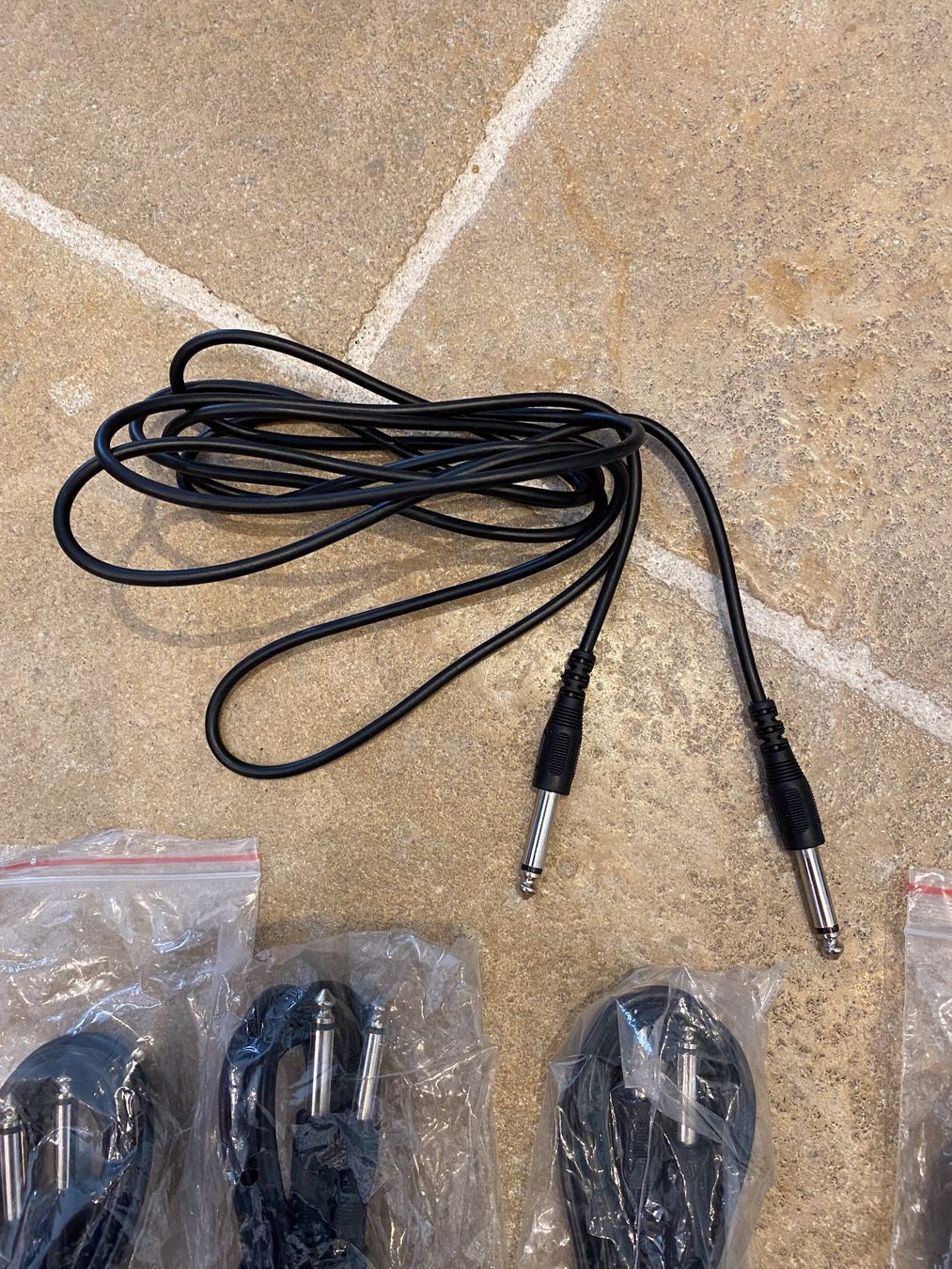 Cavi: Lot de 5 câbles instrument jack / jack – Nuovo e nell'imballaggio originale da Gland venduto da musiquegland 1