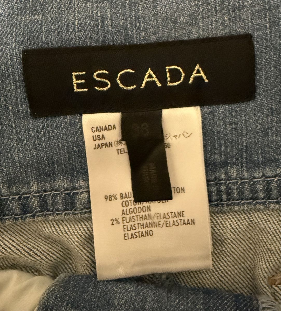 Escada Gonne: Jupe en jean bleu Escada – Usato da Genève venduto da AlBE909 2
