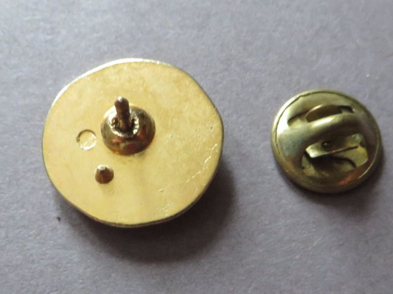 Plaketten & Abzeichen: PIN ANTIKER KOPF ALEXANDER DER GROSSE ? – Gebraucht aus Neuhausen von luckimucki 1