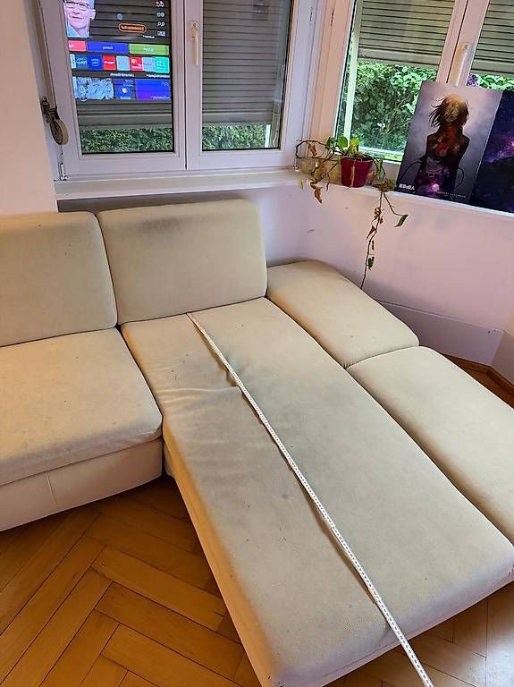 Divani:  Ecksofa / L-Sofa cremeweiß  gratis / (Gebrauchsspuren) – Usato da Kreuzlingen venduto da DarthDumbledore 2