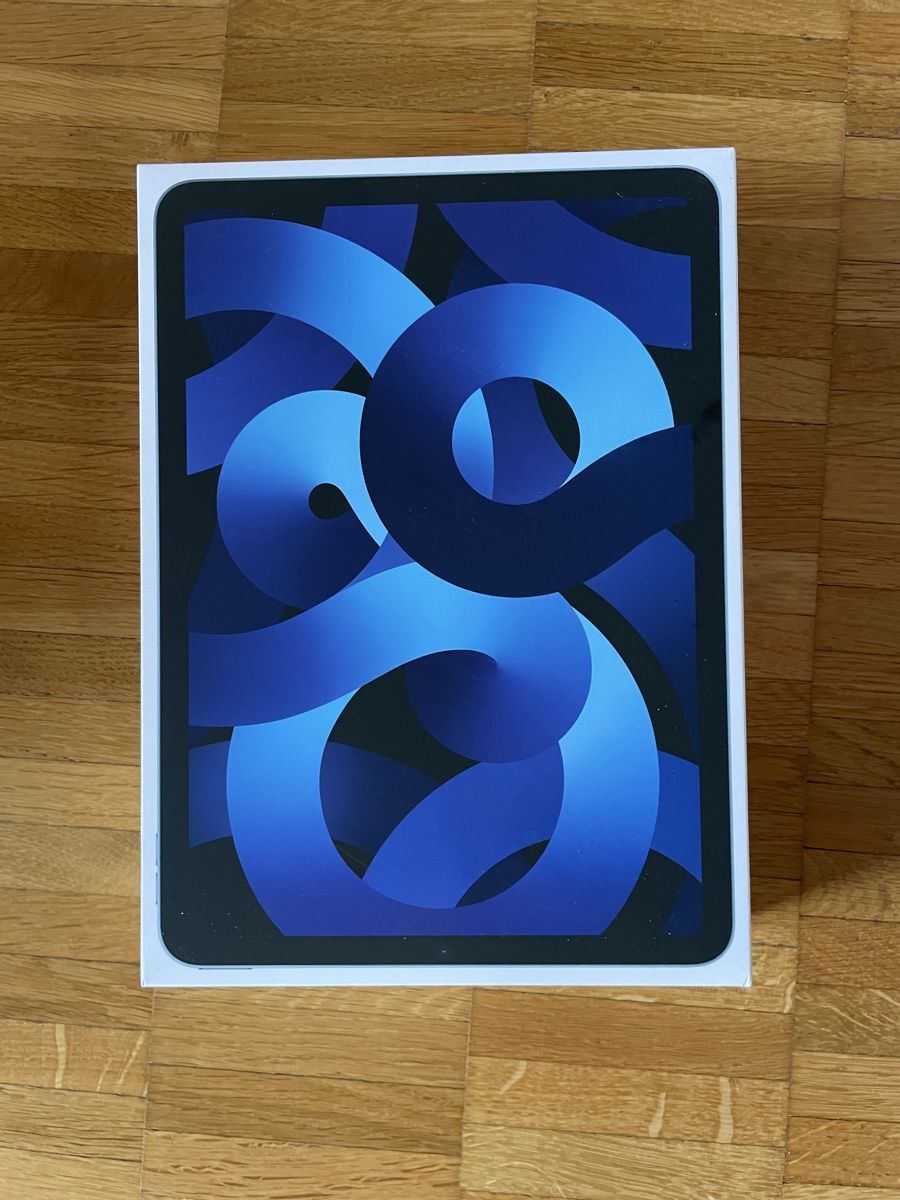 Apple Tablet PC: iPad Air 5. Generation WiFi 64GB – Usato da Davos Monstein venduto da pendragon79